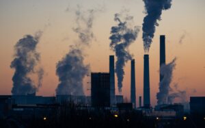 Der Reduzierung von C02 kommt bei der Erreichung von Klimaneutralität eine unverzichtbare Rolle zu. Damit Unternehmen ihre CO2-Emissionen langfristig reduzieren können, hat Qlik gemeinsam mit Inphinity das „Carbon Footprint Simulation Tool“ entwickelt.