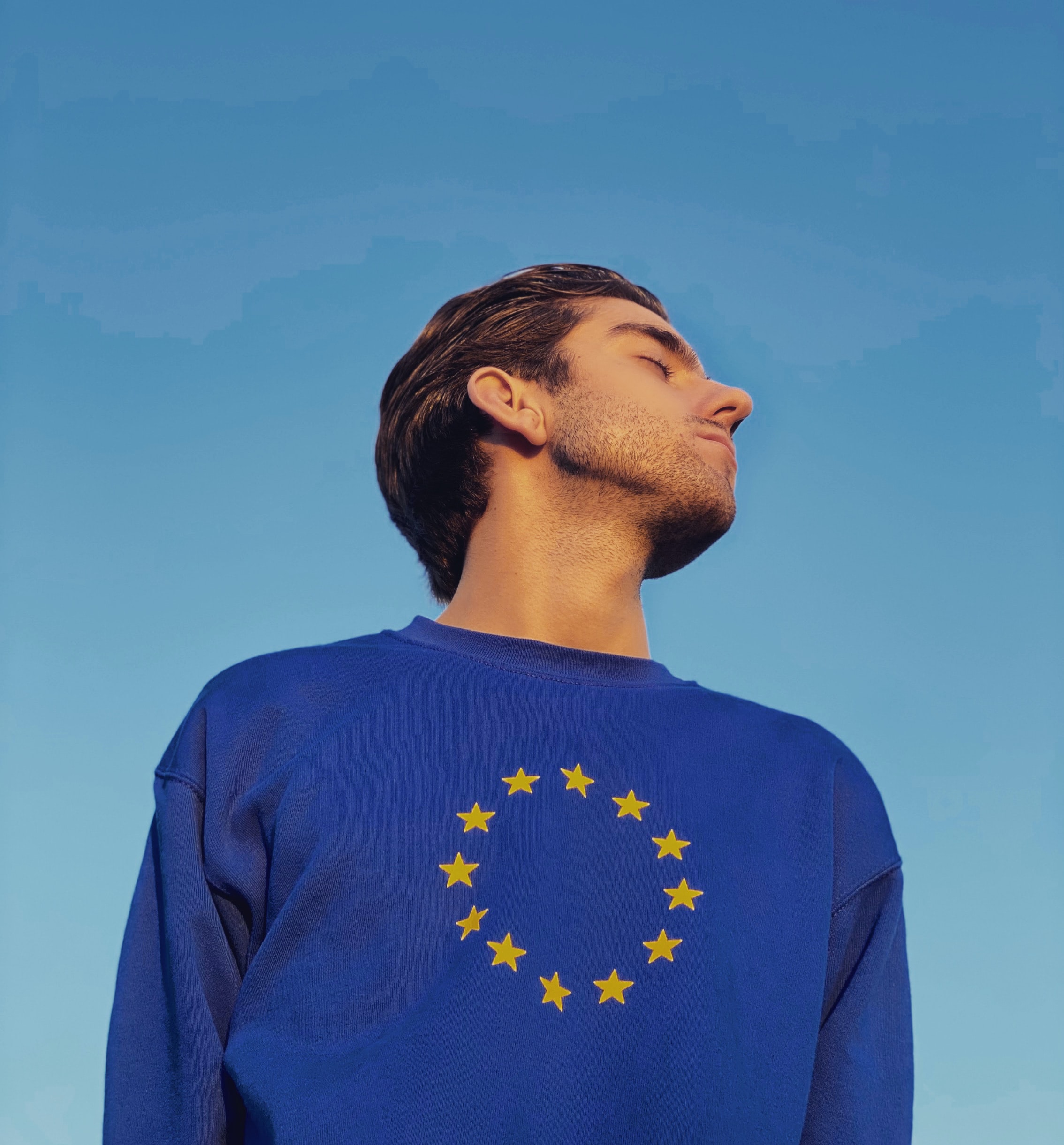 Ende September haben die Interessenverbände Ecommerce Europe und EuroCommerce einen gemeinsamen Bericht zur Lage des E-Commerce vorgelegt. Dieser zeigt auf: Im Vergleich zu 2019 ist der gesamte europäische E-Commerce um zehn Prozent gestiegen, wodurch neue Anforderungen an Politik und Unternehmen entstanden sind.